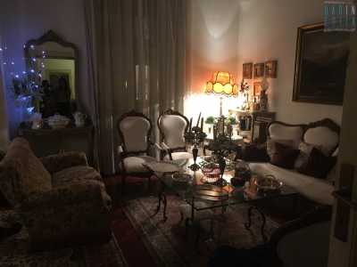 Uno degli interni di Palazzo Borrelli: il salotto in stile liberty